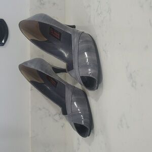 Vintage Gray Eel Skin Heels